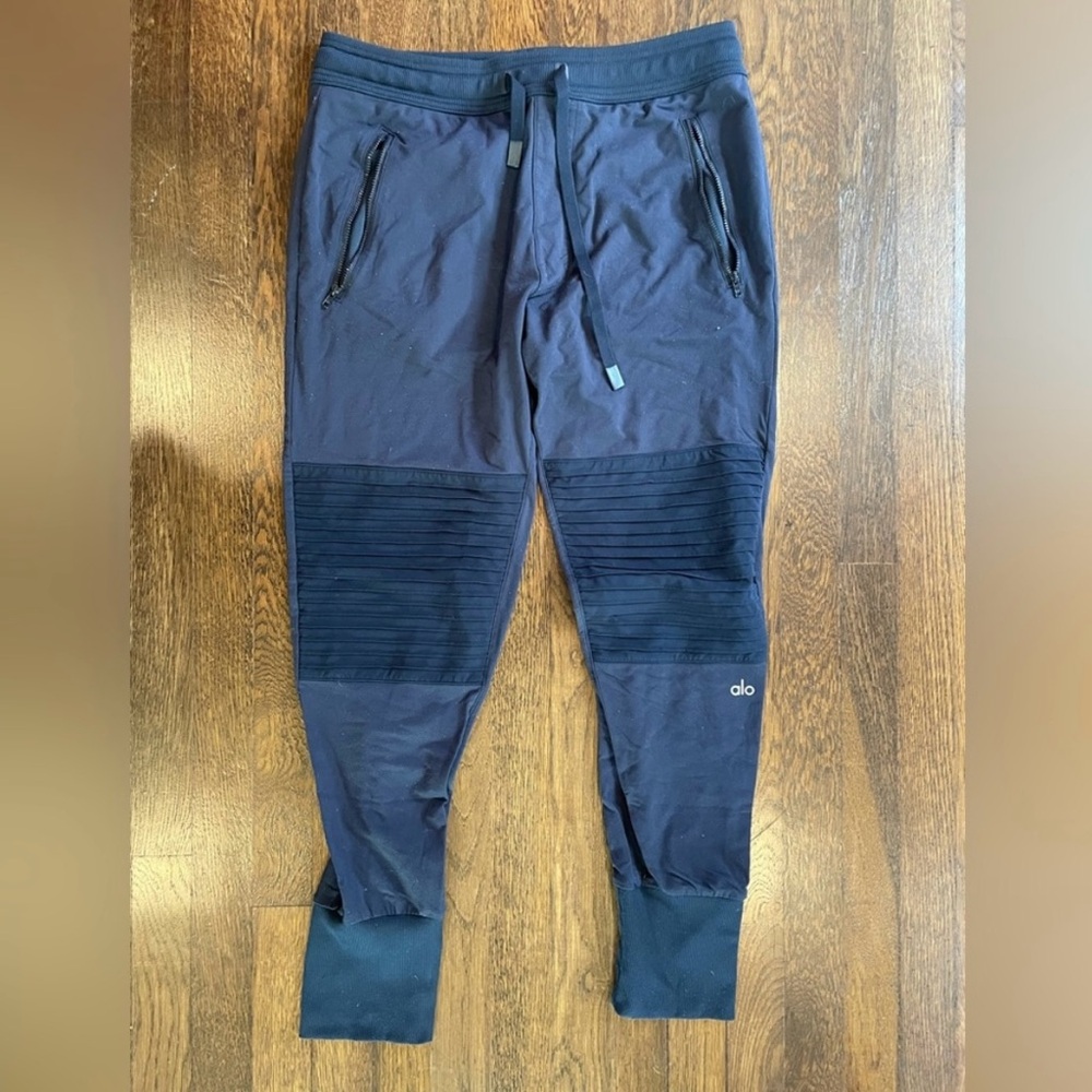 Navy Alo Yoga Moto Jogger
